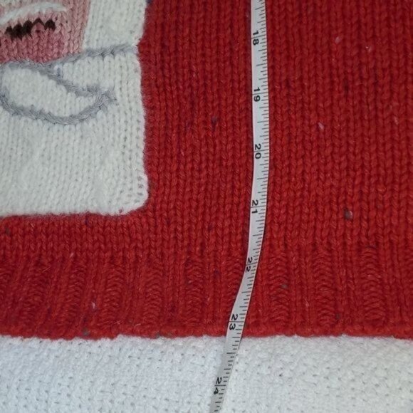 Square One Outfitters Wool Hand Embroidered Accents & Santa Sz M Sweater Pocket - Picture 9 of 10